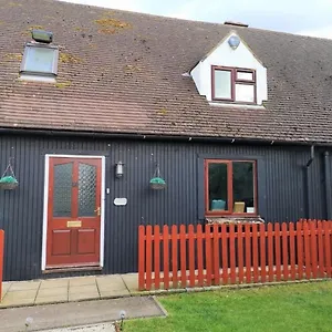  Holiday home Chalet Cottages